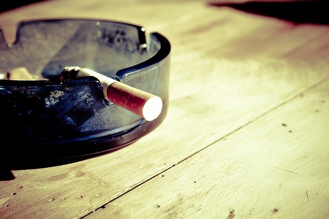 cigarette 599485 640