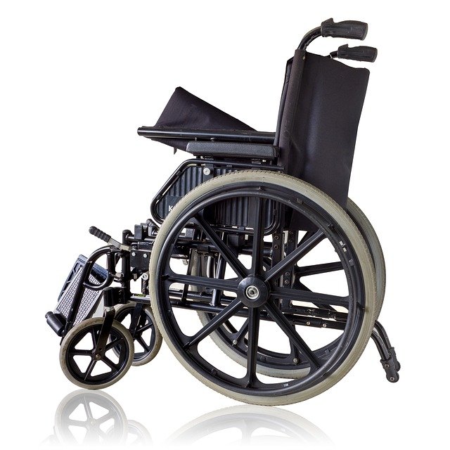 wheelchair 3605068 640